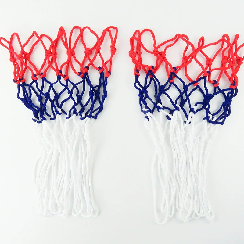 Профессиональная баскетбольная сетка для спортивных мероприятий, бело-синяя трехцветная плетеная сетка из полипропиленового круглого плетеного каната, в наличии для использования в помещении.