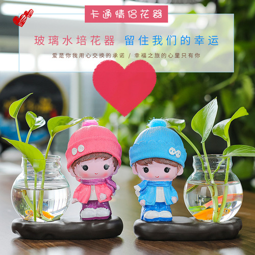 Creative resin crafts, home furnishings, cute couple dolls, flower arrangements, hydroponic pothos vase, desk accessories