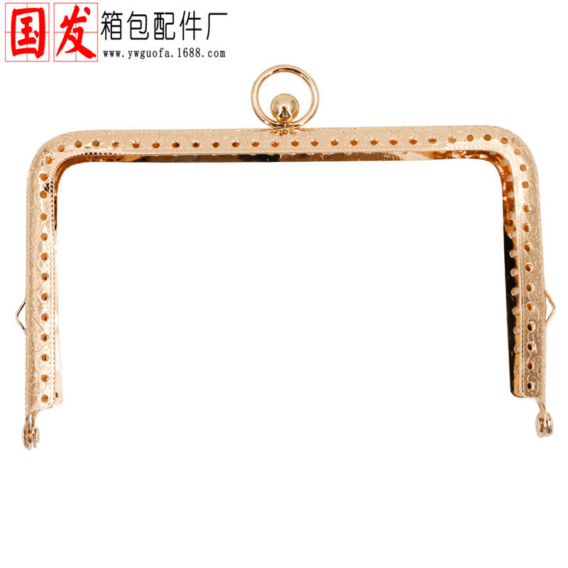 13CM bolsas de tarjetas en relieve 11CM cuadrado alto pie largo bolsas de oro orejas accesorios de bolsas hechas a mano