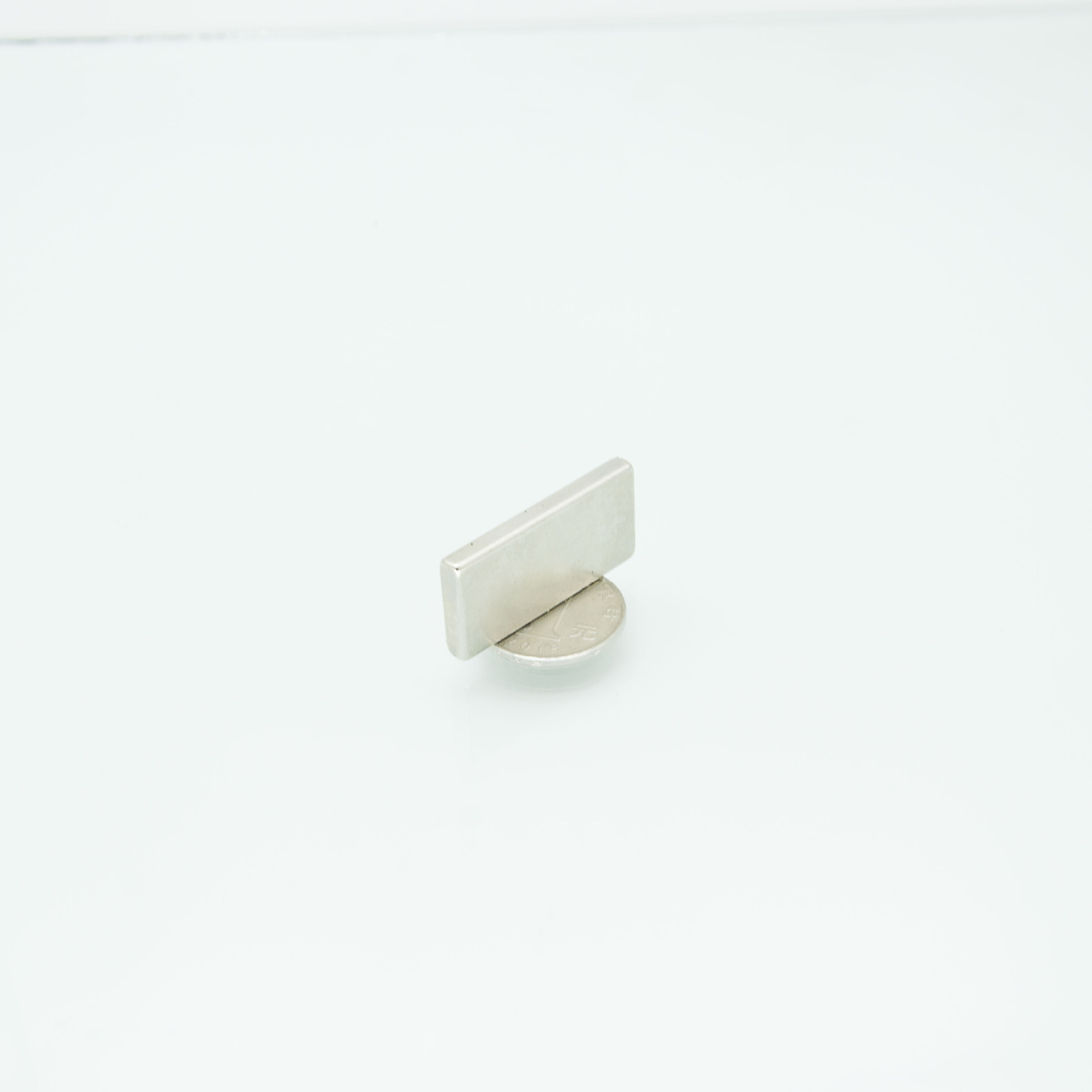 方形强力磁铁40x20x5mm 强磁钕铁硼长方形磁铁40*20*5mm