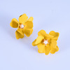 Summer fresh universal earrings from pearl, flowered, European style