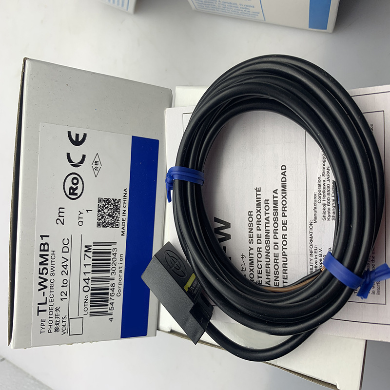 方形 全新接近开关TL-W5MC1-R质保一年