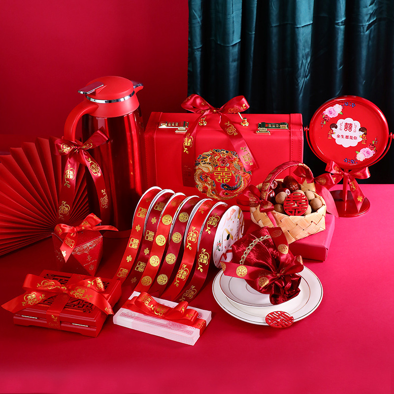 Pequeña cinta de la boda al por mayor decoración de la boda banquete de boda regalo de boda vinculante dote edredón caja de dulces Correa roja