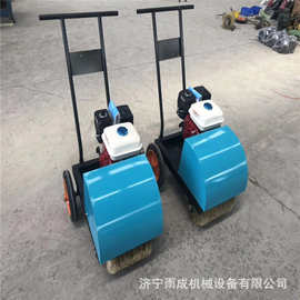 彩钢瓦除锈翻新机 电动钢板除锈机 汽油除锈打磨机视频 图片