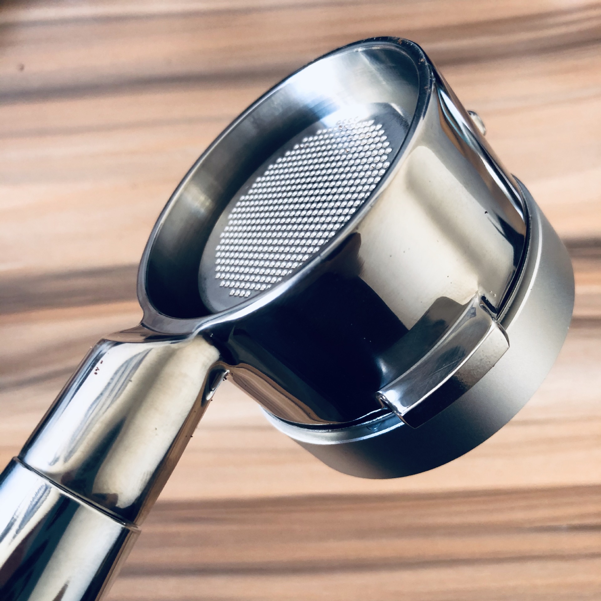 Alimentador de polvo de café anti-mosca en polvo anillo cuantitativo aleación de aluminio molinillo de frijol italiano anti-mosca en polvo universal 51/54/58