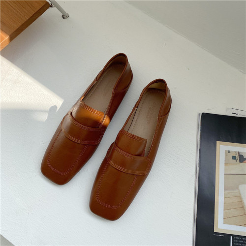Doudou shoes for women Dongdaemun 2024 new style simple flat shoes one-leg loafers British style small leather shoes trend
