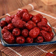 Xinjiang 2023 New Cargo Xinjiang Jujube Xinjiang Red Date Premium Large Granule Dates Ready to Eat Upon Opening, 1 Box of 20 Pounds