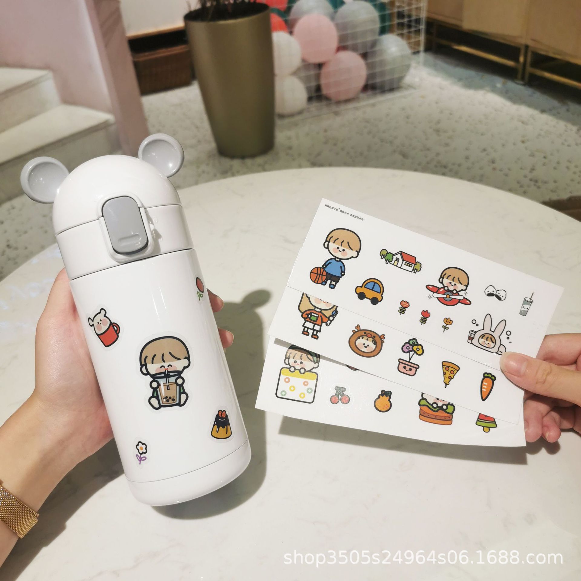 Fabricante YaFiqi regalos al por mayor personalizados dibujos animados lindos tazas de agua de acero inoxidable taza de agua de regalo