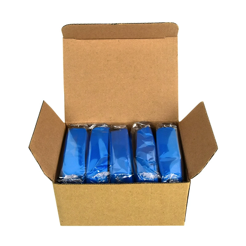 Фабрика прямых продаж автомобилей мойка грязи белый автомобиль желтые точки удаления грязи