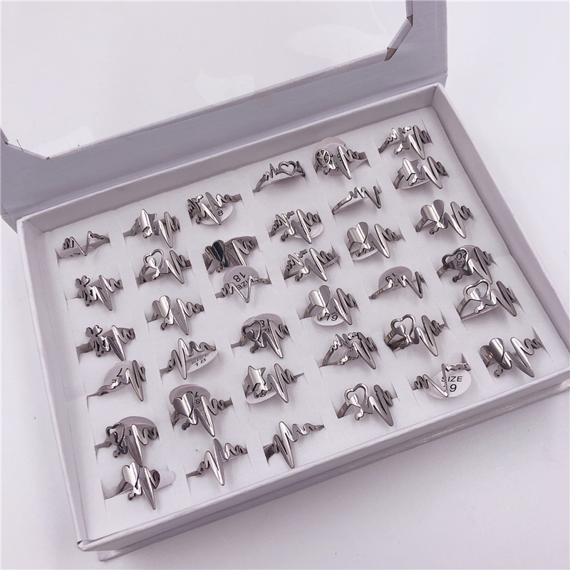 Korean version of boys fashion personality ring love jump tide cool ring ring ring 2 yuan store supply