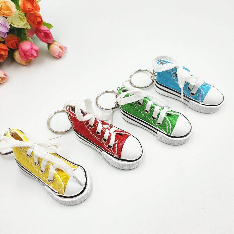 Mini 7.5cm Canvas Shoes Keychain Sneakers Board Shoes Keychain Bag Clothing Pendant Push Small Gift