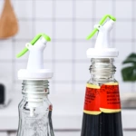 酱油瓶密封便利盖 白醋玻璃瓶塞 酱油瓶斟倒器倒油嘴导流器 2个装
