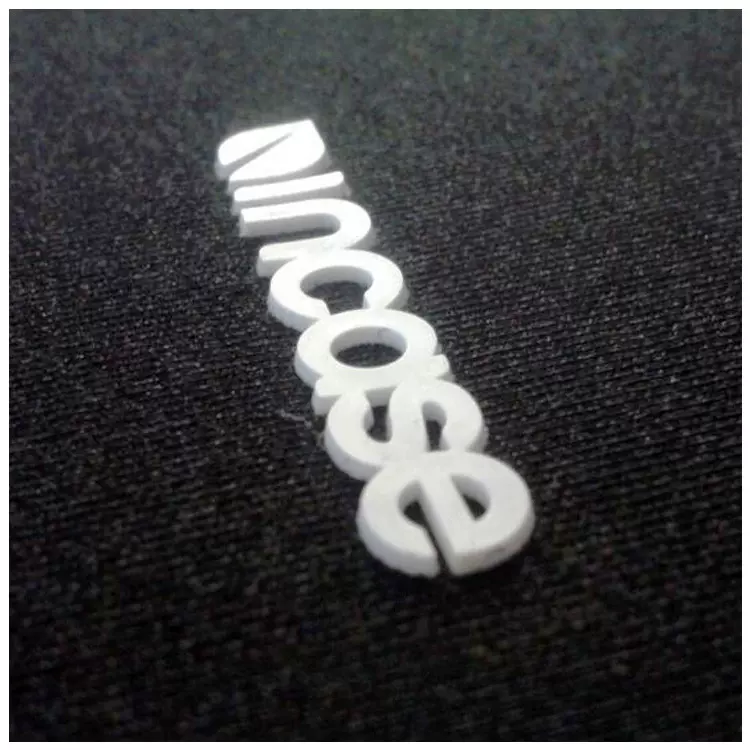 厂家立体3D印刷硅胶烫标潜水料SBR材料上商标无毛边加工标签