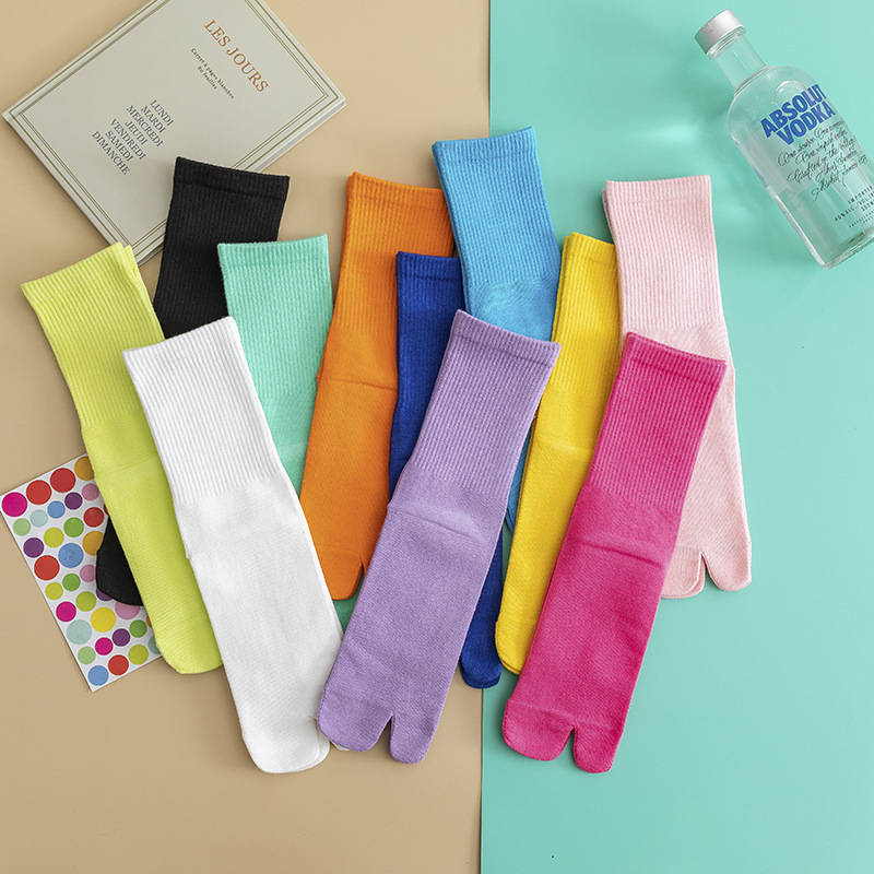 Two-finger socks two-toe socks toe socks split-toe cotton socks four-season mid-tube color Japanese-style two-finger long flip-flops for women Two-finger socks two-toe socks toe socks split-toe cotton socks four-season mid-tube color Japanese-style two-finger long flip-flops for women