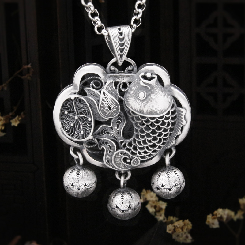 S990足银鱼吊坠女复古牡丹花年年有鱼民族风毛衣链长命锁挂件