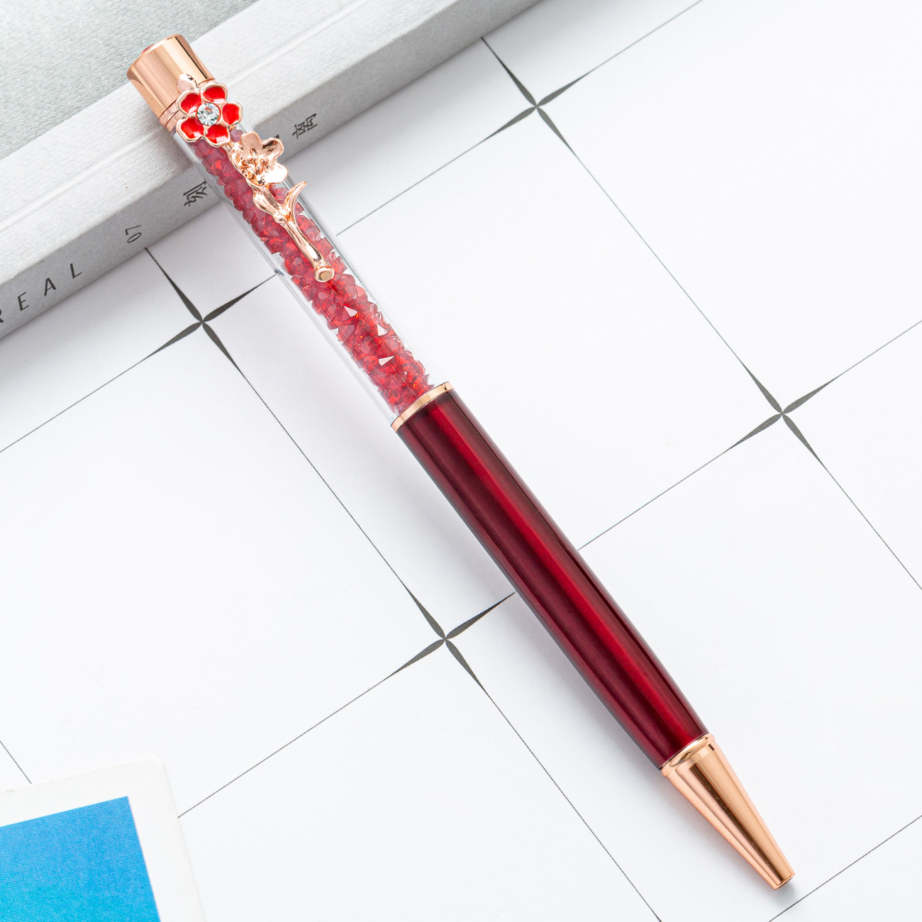 Pluma de cristal de metal en stock al por mayor color flor pluma diamante bolígrafo publicidad boda pluma regalo rhinestone pluma