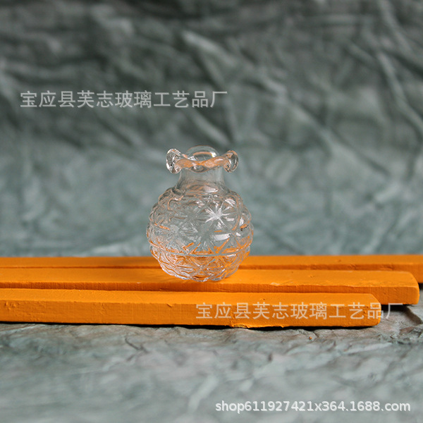 레이스는 폭 19mm, 높이 28mm까지 가능합니다.