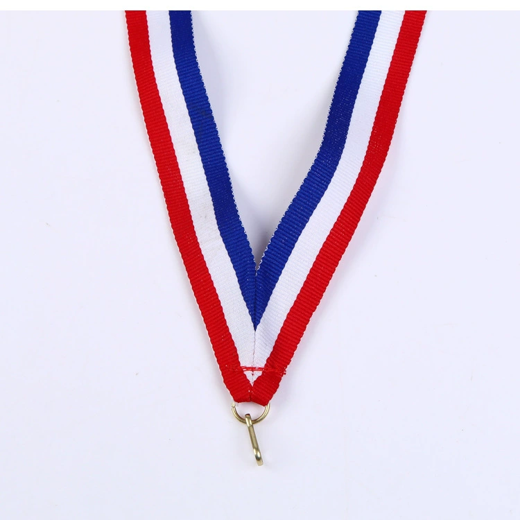 Трансграничная лента однотонная (красная, белая, синяя) с яркими цветами, с треугольным крючком, может использоваться как лента для подвешивания медалей.