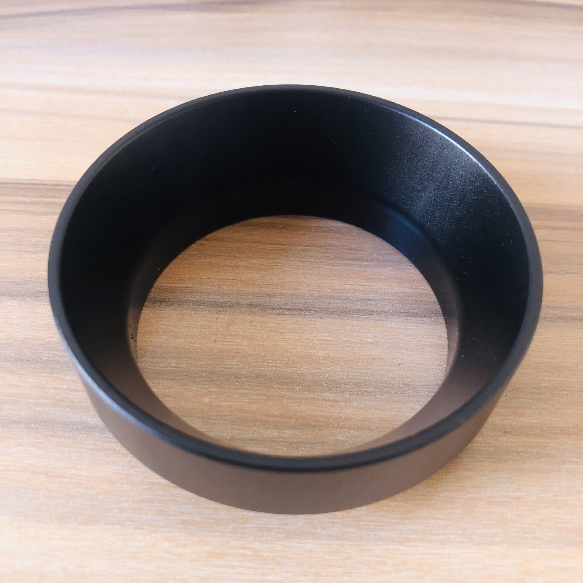 Alimentador de polvo de café anti-mosca en polvo anillo cuantitativo aleación de aluminio molinillo de frijol italiano anti-mosca en polvo universal 51/54/58