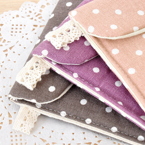 Korean fresh polka dot cotton and linen sanitary napkin storage bag menstrual bag portable sanitary napkin bag carry-on bag MM towel cotton bag