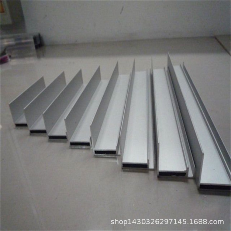 现货型散热器电脑芯片铝棒铝排边框型材cnc折弯边框LED显示屏外壳