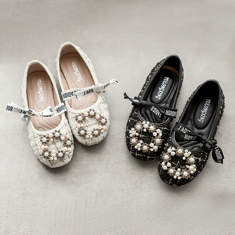 Обувь принцессы для девочек 2023 весна новый узор полые летающие тканые дышащие однослойные туфли корейские милые тканые туфли с мягкой подошвой