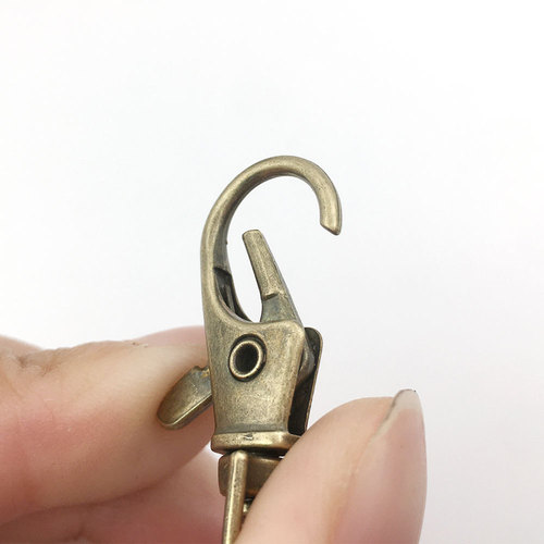 1 key chain, waist key hook buckle, alloy dog ​​buckle, leather goods, bags, hardware accessories, jewelry, lobster buckle