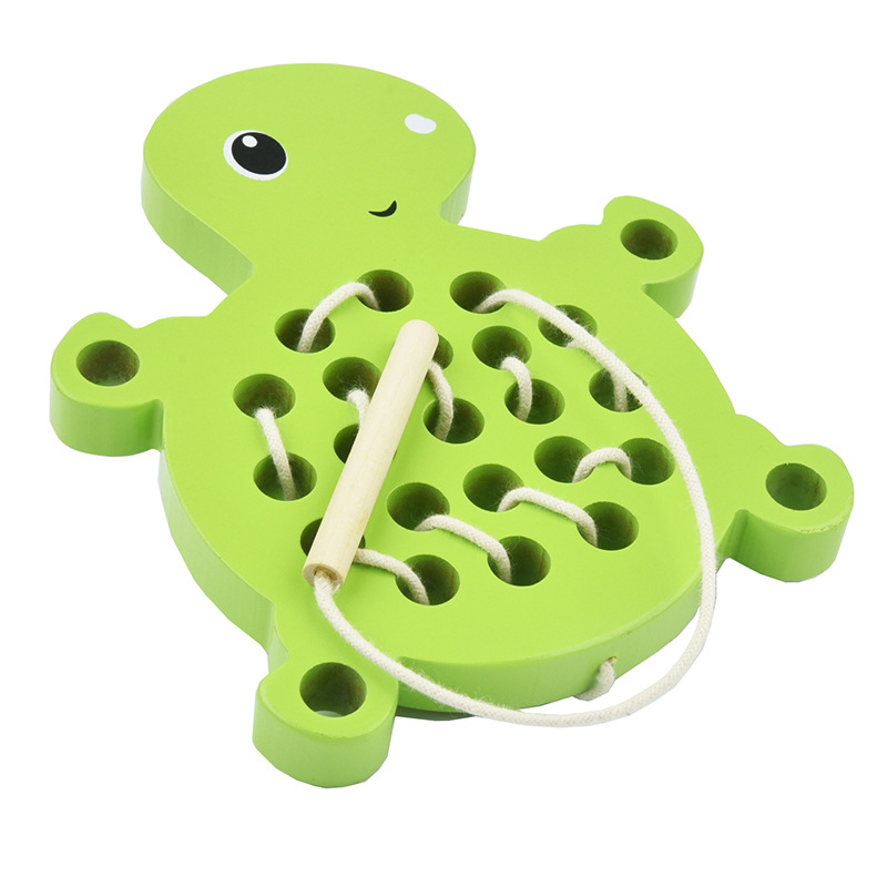 Juguetes de madera de cuerda para niños personalizados tortuga estrella de mar ballena placa de cableado juego de vestir ejercicio mano ojo coordinación