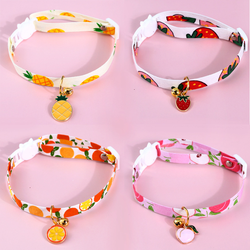 Gran campana de frutas de mascotas redonda ajustable botón de seguridad piña fresa collar de comercio exterior accesorios perros gatos collar