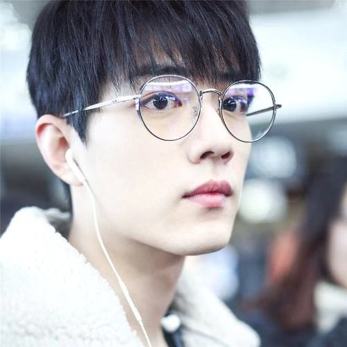 Anti-blue light flat-tinted glasses in Xiao Zhan's style, popular round-frame glasses with degrees for women, metal thick edge, student finished product, myopia glasses