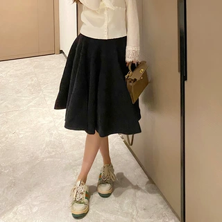 半身裙女 秋冬新款生活美学梦龙丝滑质感高腰A字半裙