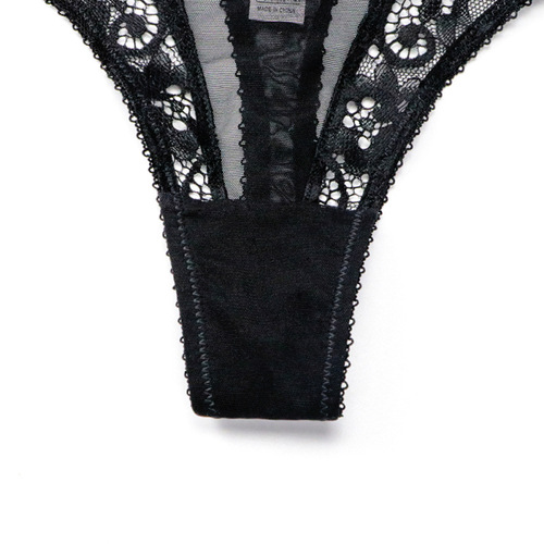 European and American sexy lace thong women's transparent hollow women's T-pants underwear women's temptation low-waist black lace