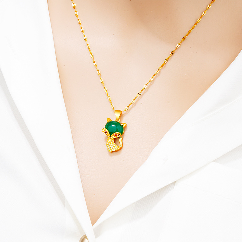 Nueva arena de oro zorro de hadas colgante de cristal de circón en línea popular imitación de oro suministro de moda todo a juego fábrica al por mayor