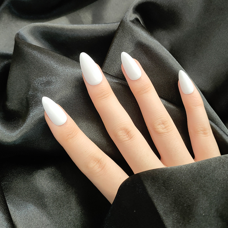Uñas de uñas de color sólido, uñas largas puntiagudas, uñas de uñas mate mate, parches de uñas falsas, productos terminados al por mayor image 48