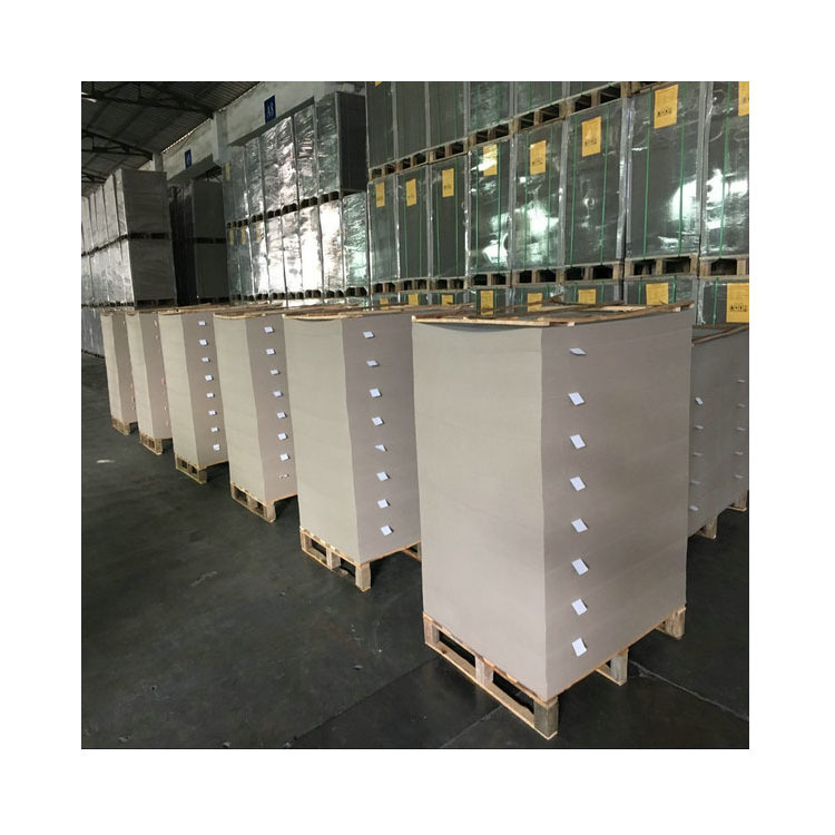 东莞灰板纸厂家 3MM滑面双灰纸板批发 900-1000g一次成型单灰板纸