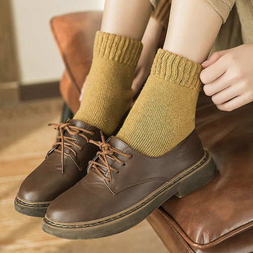 Socks for women in autumn and winter, Korean style mid-tube thickened plus velvet warm towel terry socks, winter women's confinement sleeping socks