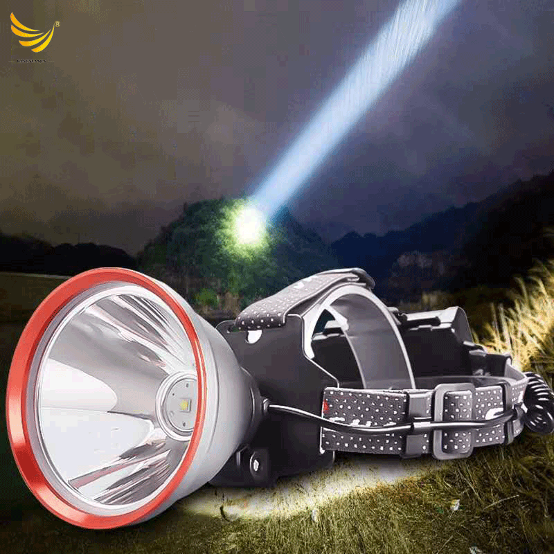Super bright travel LED lantern