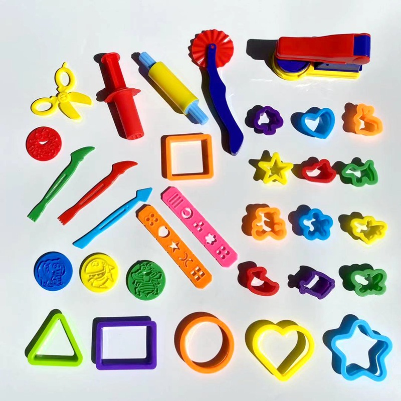 Ciencia y educación transfronteriza clase de arte para niños arcilla coloreada Producción de bricolaje triángulo redondo forma cuadrada jeringa de fideos herramienta