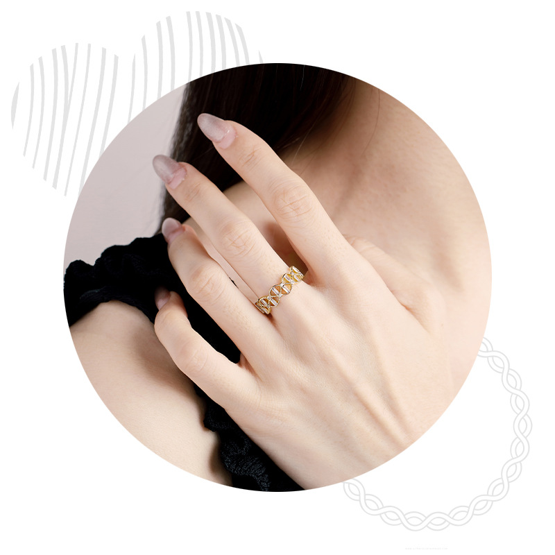 Xuping joyería de moda elegante hueco abierto anillo ajustable estilo coreano ins anillo de diseño femenino sentido nicho