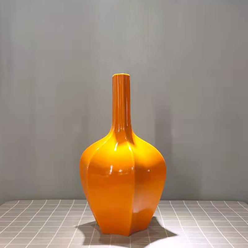 오렌지 스몰 사이즈 높이 37cm 폭 19cm 구경 4cm