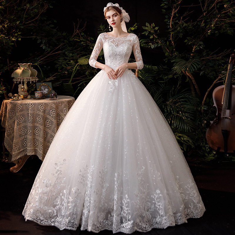 Foreign Trade Wedding Dress 2025 New Elegant Super Fairy Bride Hepburn Going Out Dress French Simple Large Size Light Wedding Dress D69 Foreign Trade Wedding Dress 2025 New Elegant Super Fairy Bride Hepburn Going Out Dress French Simple Large Size Light Wedding Dress D69