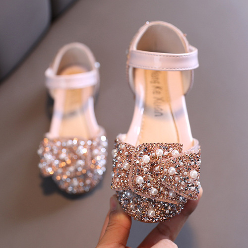  Girls' Single Shoes Spring and Autumn New Pearl Rhinestone Bow Small and Middle Children Dance Shoes Performance Shoes Half Sandals
