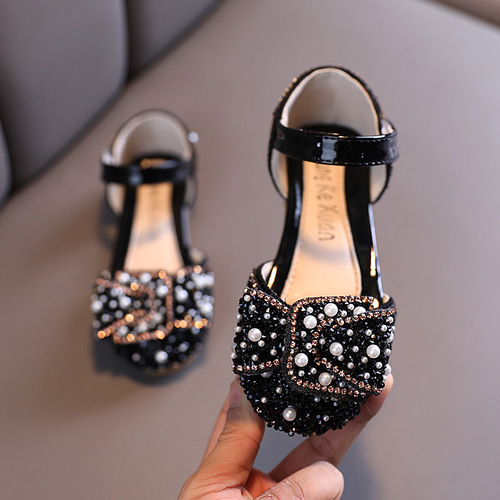  Girls' Single Shoes Spring and Autumn New Pearl Rhinestone Bow Small and Middle Children Dance Shoes Performance Shoes Half Sandals