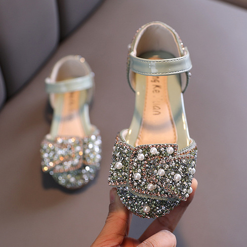  Girls' Single Shoes Spring and Autumn New Pearl Rhinestone Bow Small and Middle Children Dance Shoes Performance Shoes Half Sandals