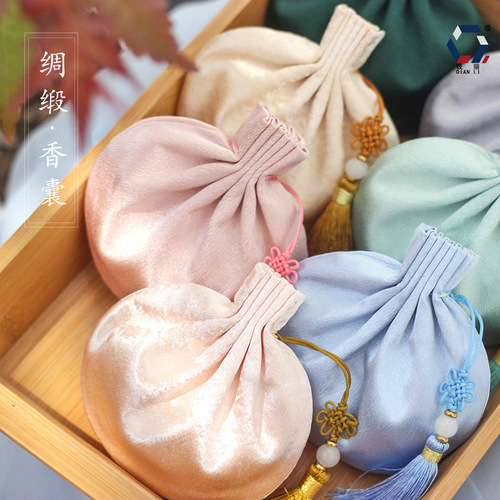 [Qian Li] Sachet Empty Bag Handmade Ancient Style Satin Sachet Tassel Sachet Hanfu Purse Accessories Wholesale
