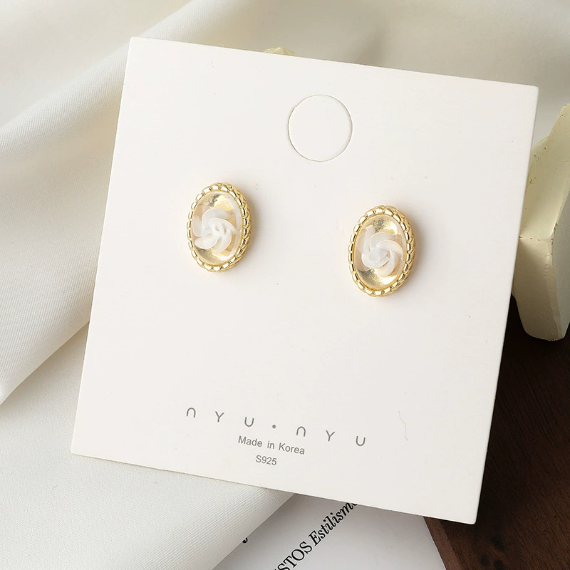 retro серебряная игла, прозрачная янтарная маленькая серьга, клипсы, образец 925 серебра, французский ретро стиль, простой и элегантный дизайн, цветочная