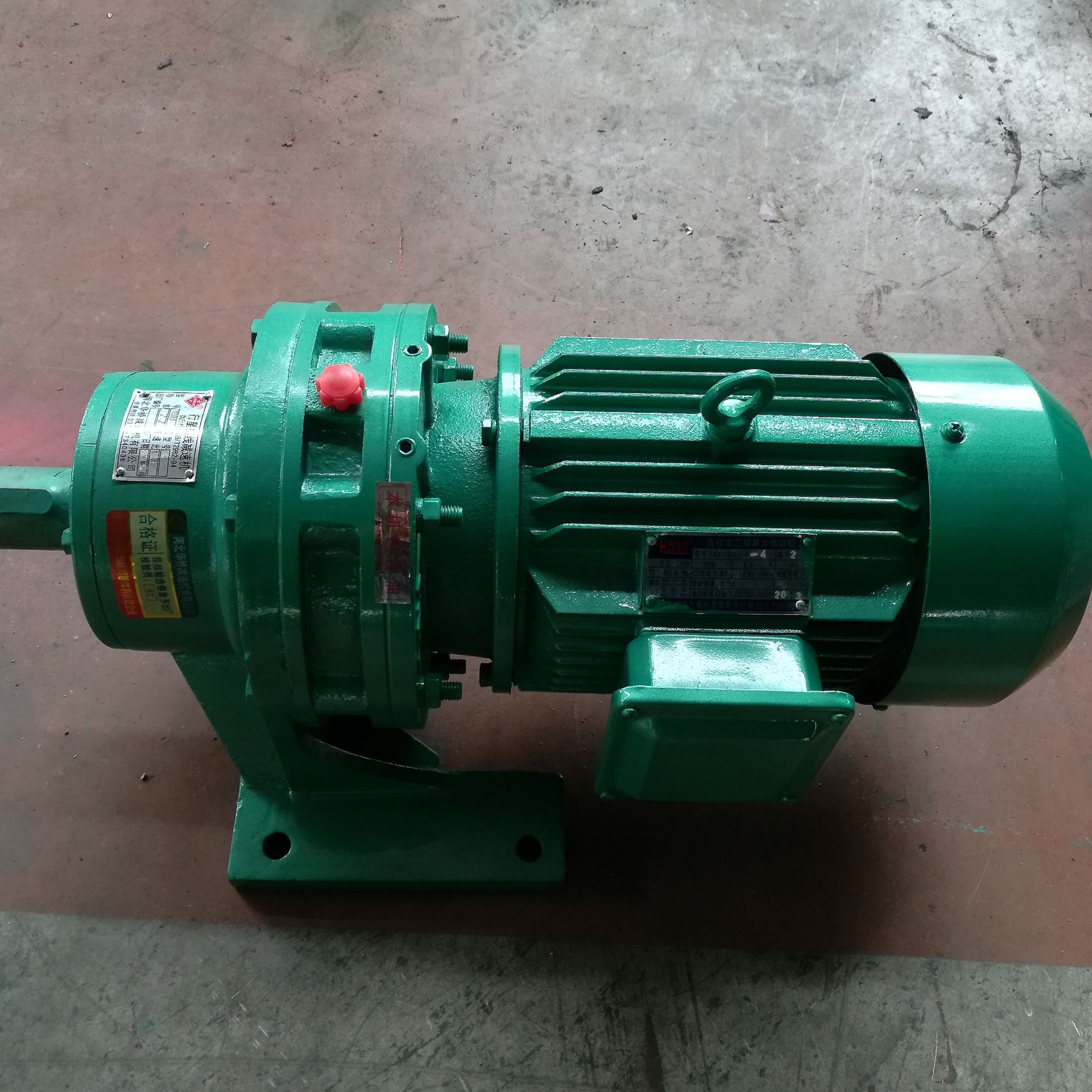 供应双轴式行星摆线减速机高扭矩减速机