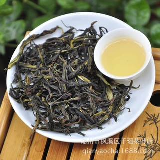 高香冬季雪片乌岽鸭屎香茶叶潮州凤凰单枞单丛六雪大乌叶栀花香斤