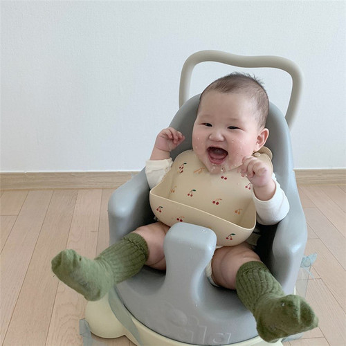 Baby silicone bib super soft baby bib eating artifact food supplement light and thin children's waterproof smock Danish rice pocket