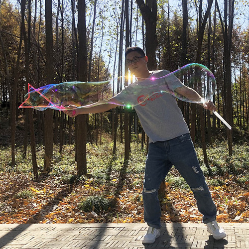 Street stall toys hot selling cartoon bubble wand children's bubble blowing water Western sword electric bubble gun Internet celebrity bubble machine